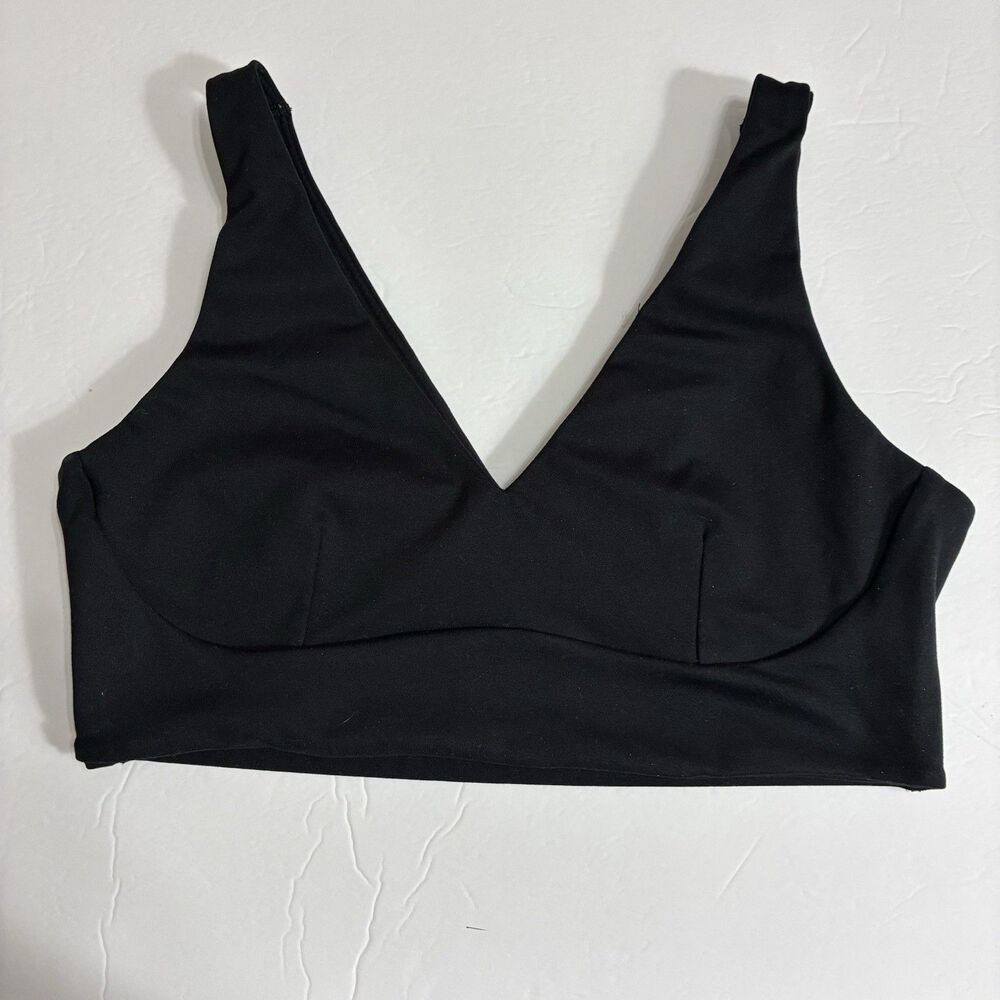 Victoria's Secret Black Sz L Sports Bra V-neck & Back Open Keyhole Back Padded - Picture 9 of 11